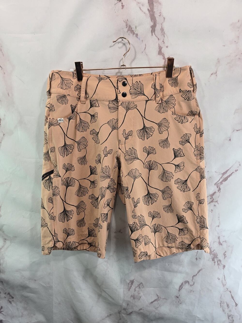 Wild Rye Shorts Womens 10 Medium Pink 11.5 Inch Bermuda Mid Thigh Ginko Leaf MTB